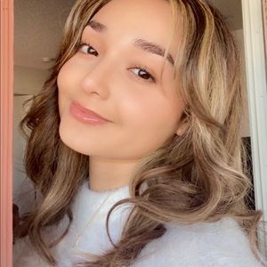 Meet your Posher, Alyssa